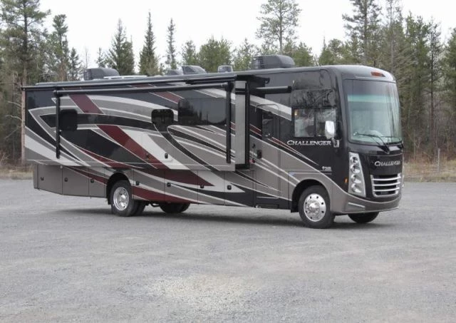 LS-LSF-0010 Occasion Thor Motor Coach Challenger 35MQ 2023 a vendre1