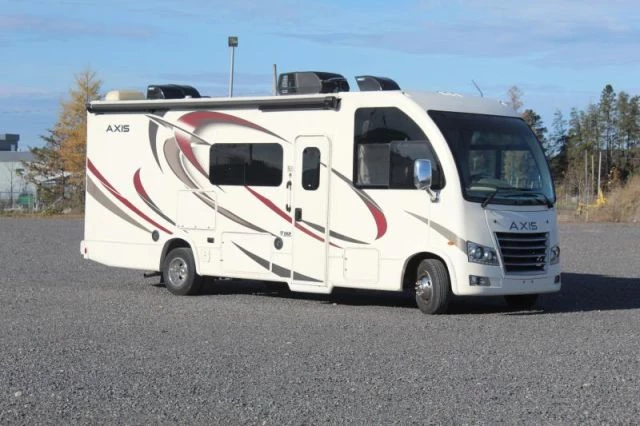 LS-C-0513 Occasion Thor Motor Coach Axis 253 2018 a vendre1