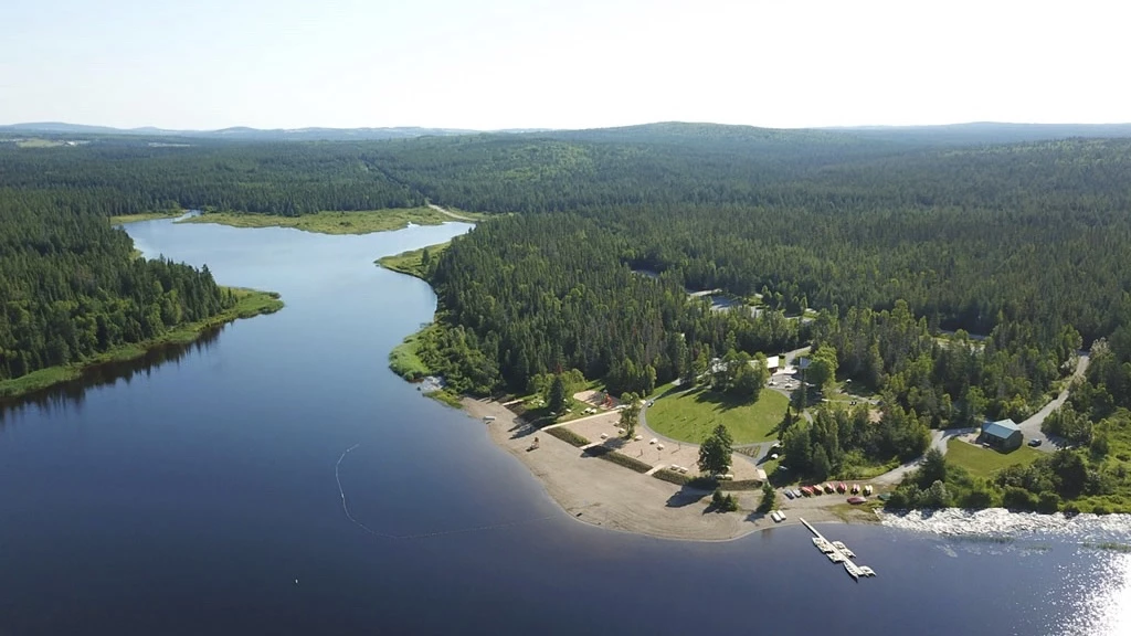 Vue aérienne du Parc national de Frontenac.